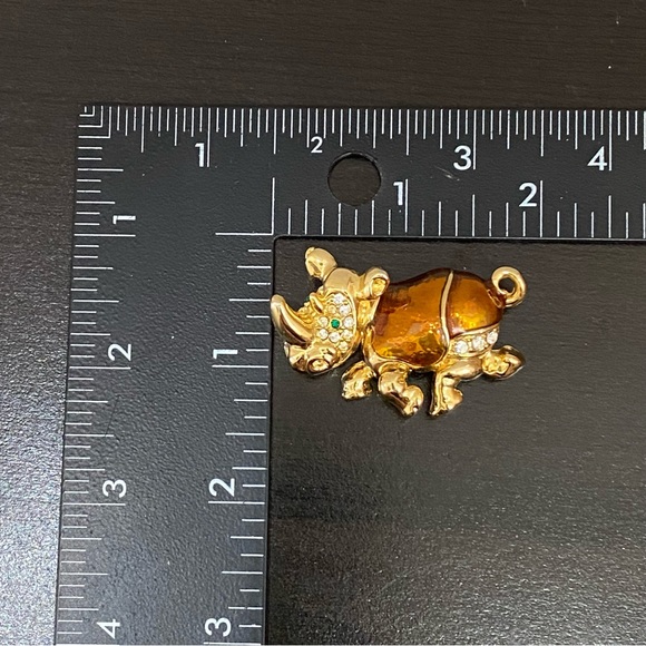 Vintage Regency Accessories Rhinoceros Enamel Rhinestones Brooch - Picture 7 of 11